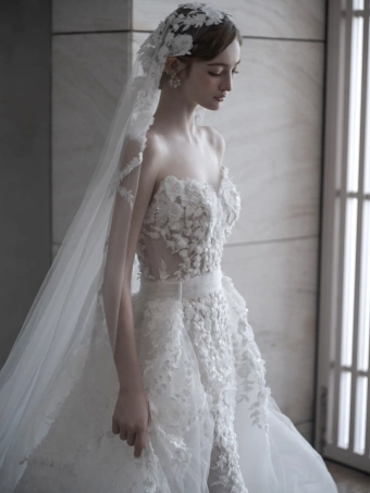 Choie Bridal Luma #2 frontface vertical cropped thumbnail
