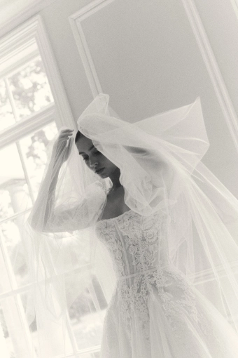 Leah Da Gloria Style #Ondine #2 frontface vertical cropped thumbnail