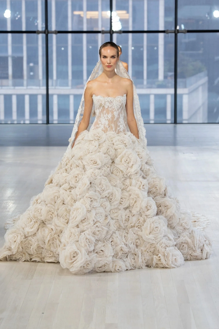 Nicole and Felicia NF144 LUXE Image
