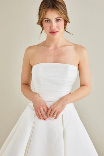Lea-Ann Belter Style #Nancy #5 frontface vertical cropped thumbnail