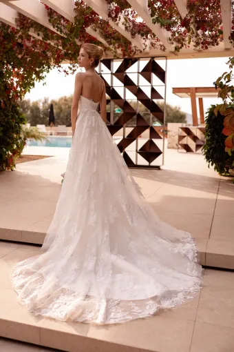 Demetrios 1565 #2 backface vertical thumbnail
