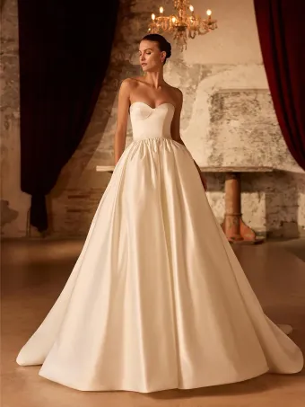 Pronovias Benedet #4 frontface vertical thumbnail