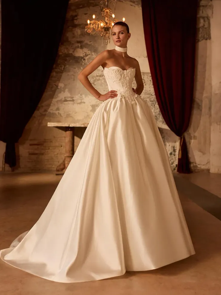 Pronovias Benedet Image