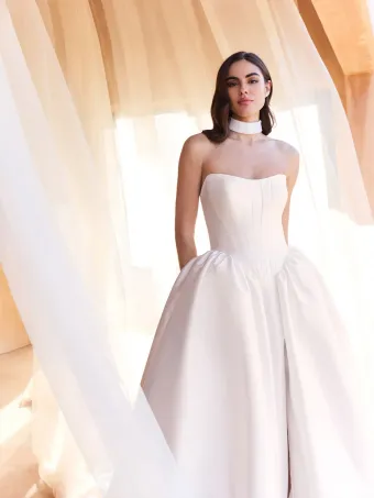 Pronovias Chromelle #1 frontface vertical cropped thumbnail