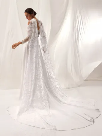 Pronovias Liorae #2 backface vertical thumbnail