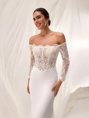 Pronovias Liorae #1 frontface vertical cropped thumbnail