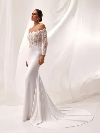 Pronovias Liorae #4 frontface vertical thumbnail
