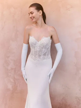 Pronovias Maiae #2 frontface vertical cropped thumbnail