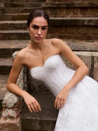 Pronovias Ysobel #1 frontface vertical cropped thumbnail