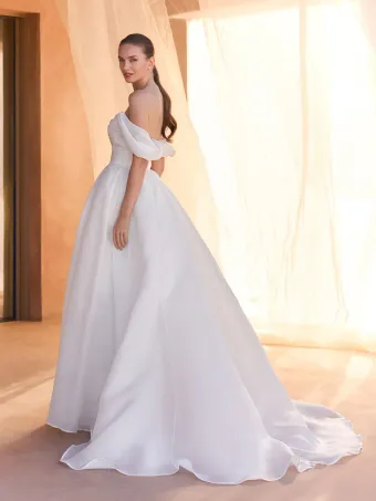 Pronovias Zelias #1 default backface vertical thumbnail