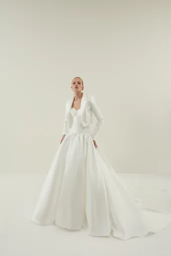 Demetrios Alta Moda #AM96 #0 default frontface vertical thumbnail