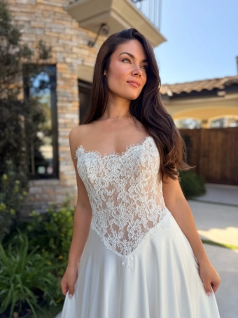 Evelyn Bridal Aurette #3 frontface vertical cropped thumbnail