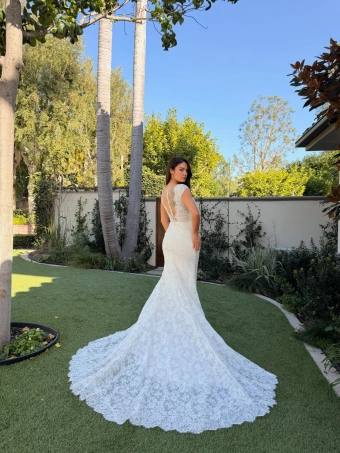 Evelyn Bridal Coren #1 default backface vertical thumbnail