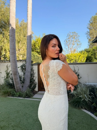 Evelyn Bridal Coren #4 backface vertical cropped thumbnail