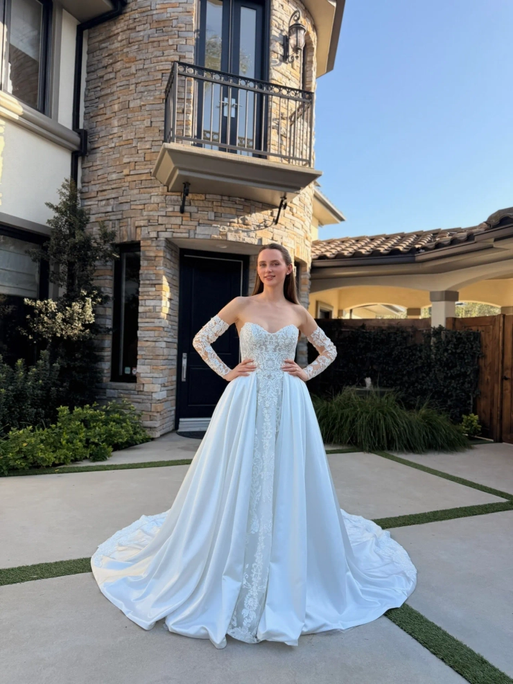 Evelyn Bridal E2668 Image