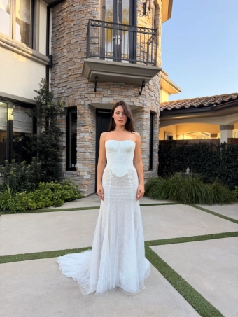 Evelyn Bridal Valenne #1 frontface vertical thumbnail