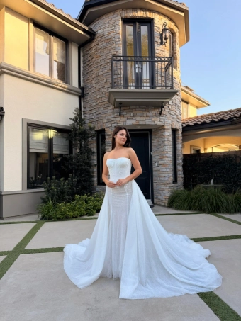 Evelyn Bridal Valenne #2 frontface vertical thumbnail