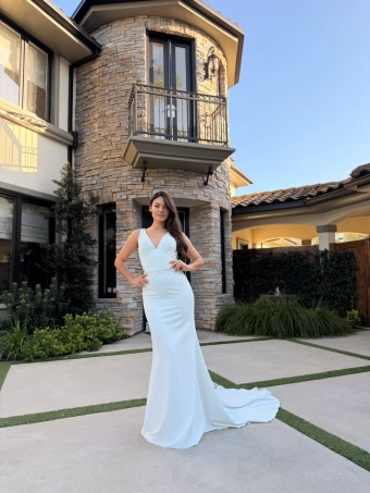 Nantes Collection by Evelyn Bridal Elira #1 frontface vertical thumbnail