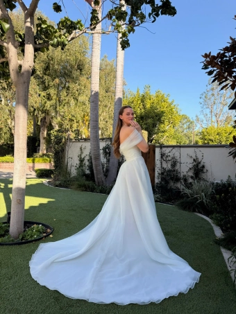 Nantes Collection by Evelyn Bridal Evania #2 backface vertical thumbnail