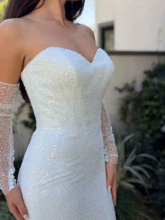Nantes Collection by Evelyn Bridal Whitney #3 frontface vertical cropped thumbnail