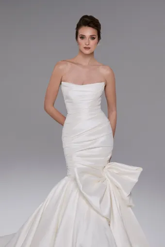 Blanc by Calla Blanche B26228 #4 frontface vertical cropped thumbnail