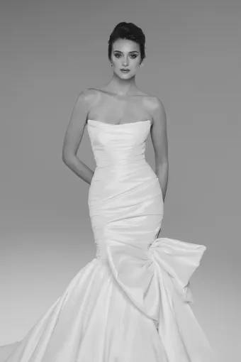 Blanc by Calla Blanche B26228 #2 frontface vertical cropped thumbnail