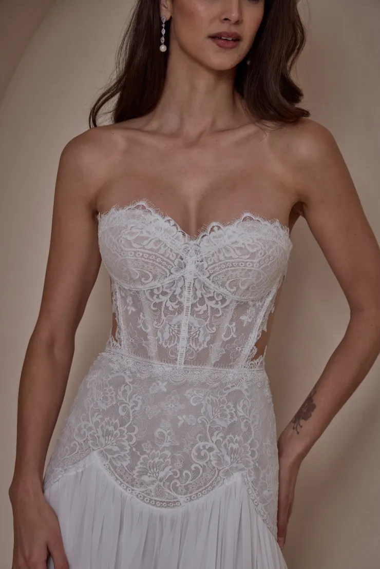 La Perle by Calla Blanche Style #LP2635 #5 frontface vertical cropped picture