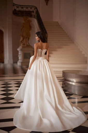 Luce Sposa Amanda #5 default backface vertical thumbnail