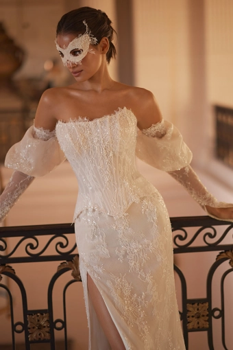 Luce Sposa Anette #9 frontface vertical cropped thumbnail