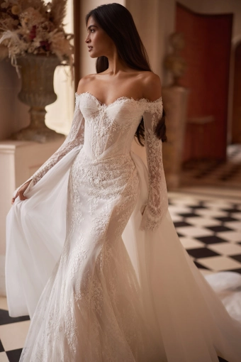 Luce Sposa Bianca #7 frontface vertical cropped thumbnail