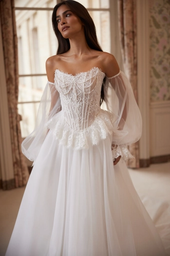 Luce Sposa Kiki #6 frontface vertical cropped thumbnail