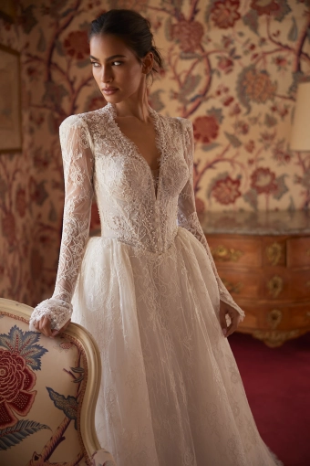 Luce Sposa Leticia #4 frontface vertical cropped thumbnail