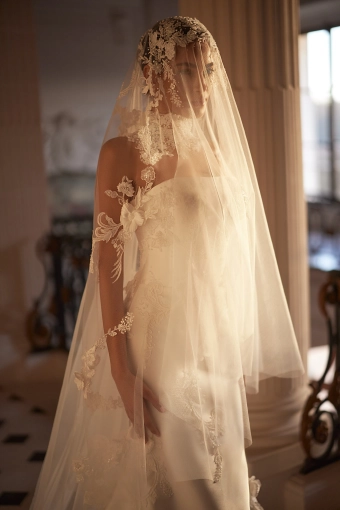 Luce Sposa Rayssa #6 frontface vertical cropped thumbnail