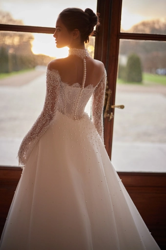 Luce Sposa Valerie #9 backface vertical cropped thumbnail