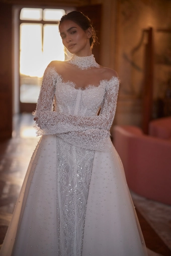 Luce Sposa Valerie #7 frontface vertical cropped thumbnail