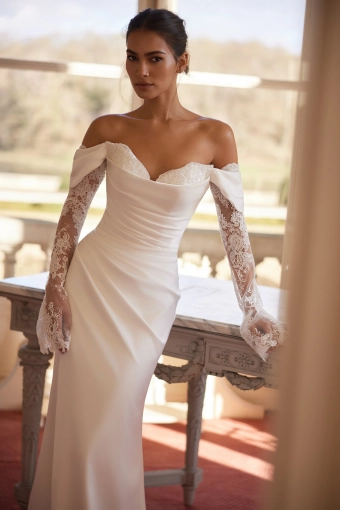 Luce Sposa Viva #3 frontface vertical cropped thumbnail