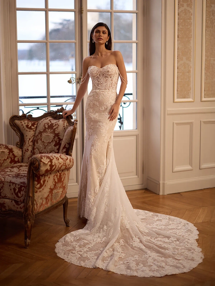 Moonlight Couture H1653 Default Image