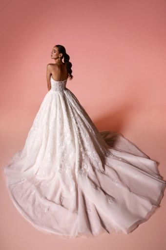 Dany Tabet #Amaya #5 backface vertical thumbnail