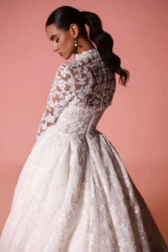 Dany Tabet #Amaya #11 backface vertical cropped thumbnail