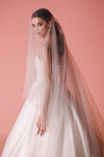 Dany Tabet #Anara #5 backface vertical cropped thumbnail