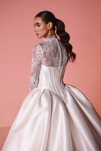 Dany Tabet #Cedra #12 backface vertical cropped thumbnail