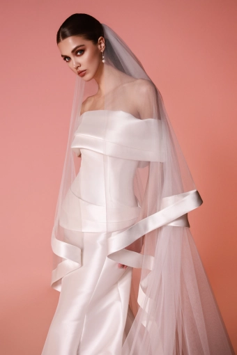 Dany Tabet #Evira #11 frontface vertical cropped thumbnail