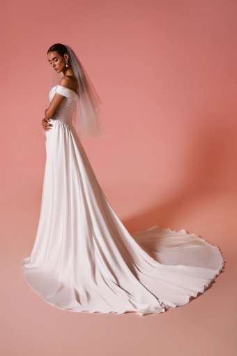 Dany Tabet #Lumira #6 backface vertical thumbnail