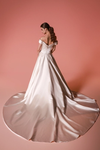 Dany Tabet #Lunara #2 backface vertical thumbnail