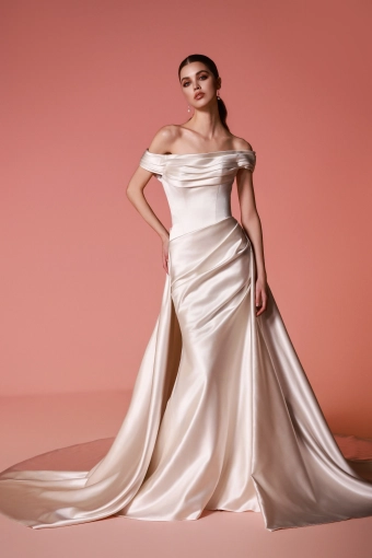 Dany Tabet #Lunara #1 frontface vertical thumbnail
