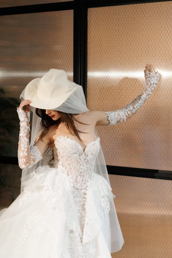 Hayley Paige Third Kiss #7 frontface vertical cropped thumbnail