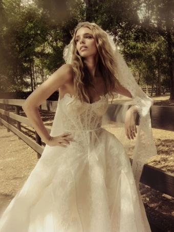 Hayley Paige Track 5 #8 frontface vertical cropped thumbnail