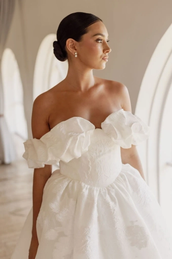 Trish Peng #Lucia #5 frontface vertical cropped thumbnail