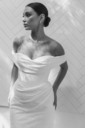 Trish Peng #Rosalie #5 frontface vertical cropped thumbnail