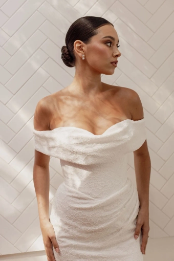 Trish Peng #Rosalie #6 frontface vertical cropped thumbnail